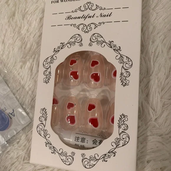 24 PCs reusable press nail brand new in box - Picture 5 of 6